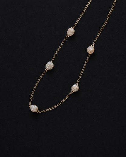 Chain ＆ Whiteshell necklace