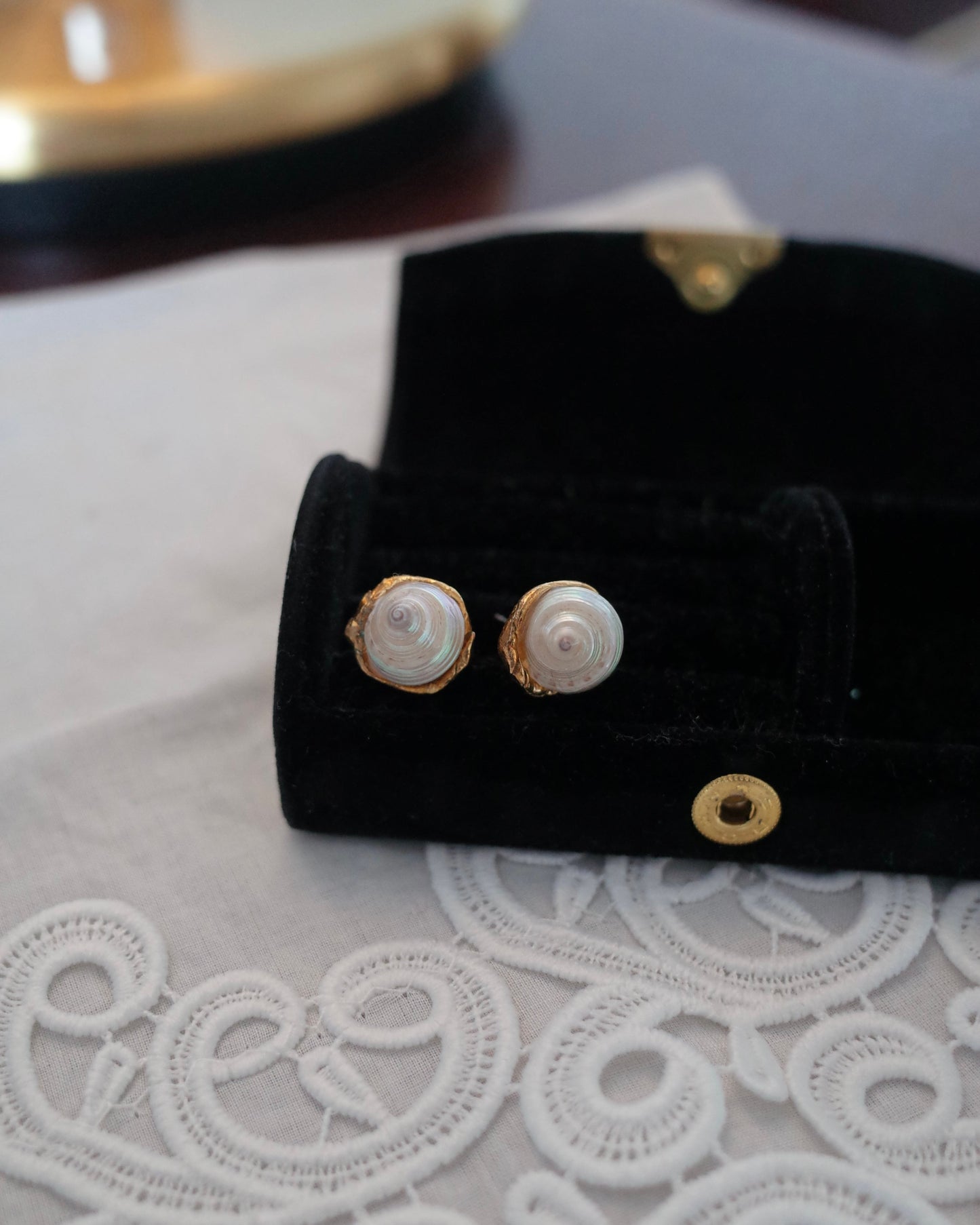White seashell pierce 2