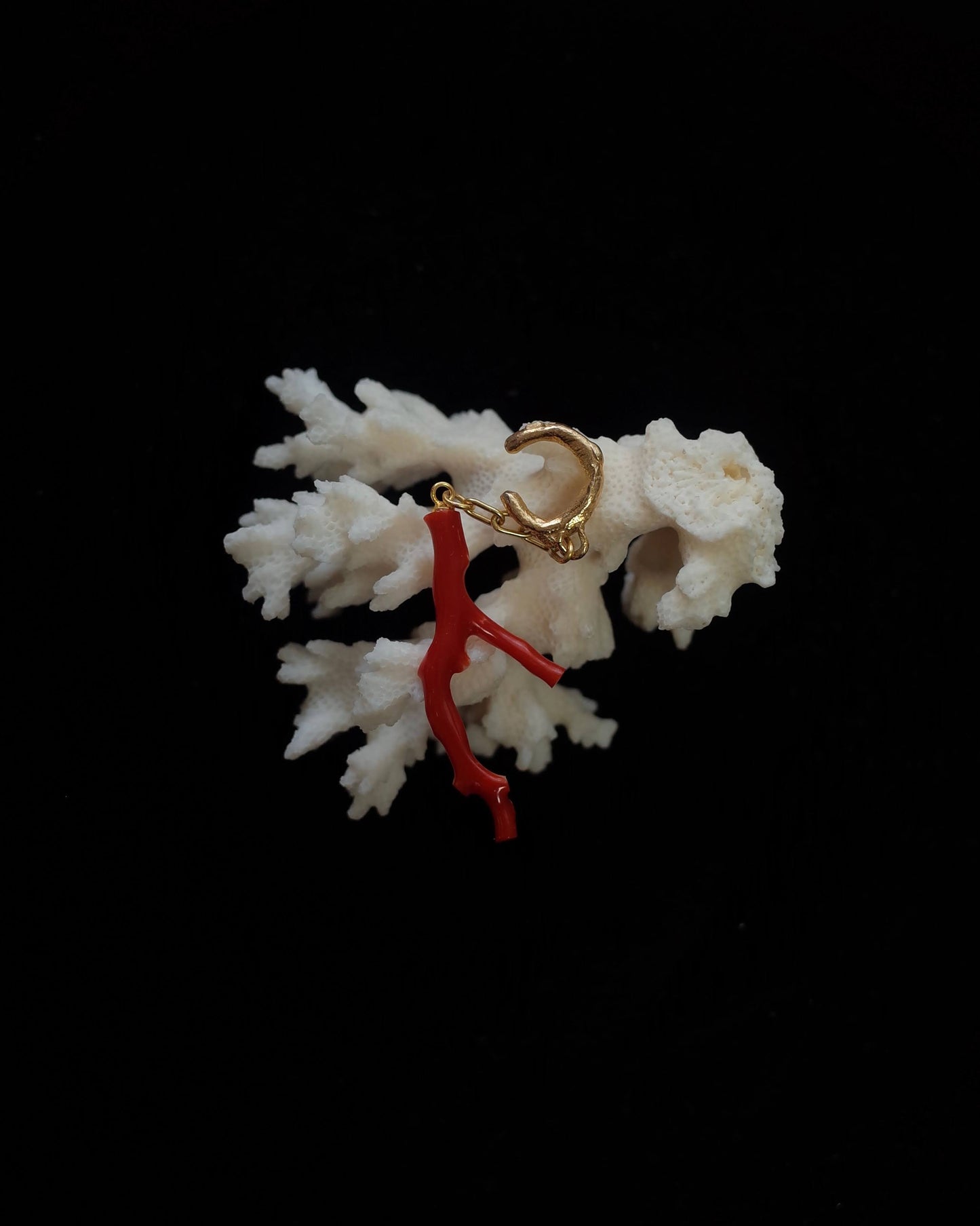 Red coral earcuff