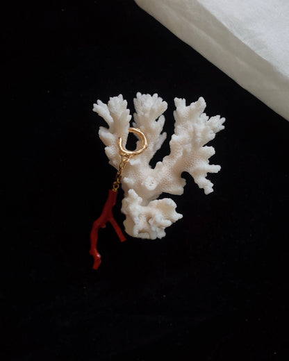 Red coral earcuff