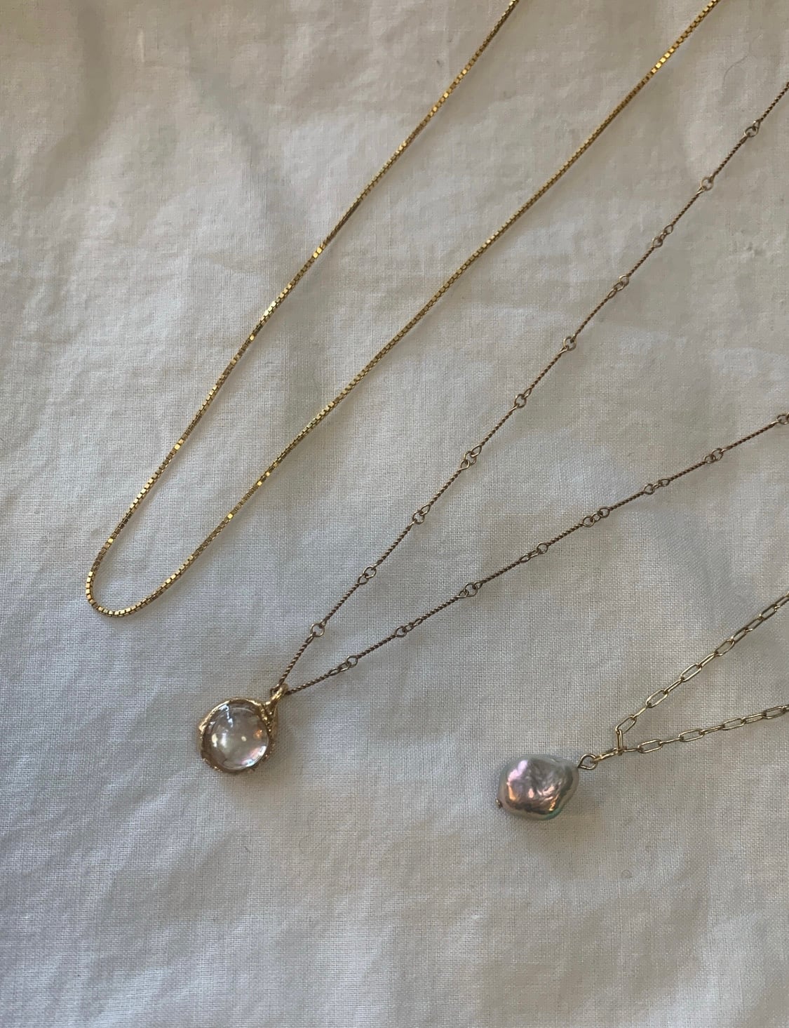 Seashell dome necklace