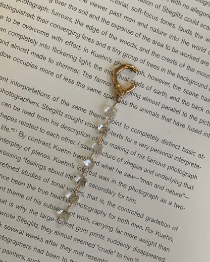 Faceted cut quartz earcuff