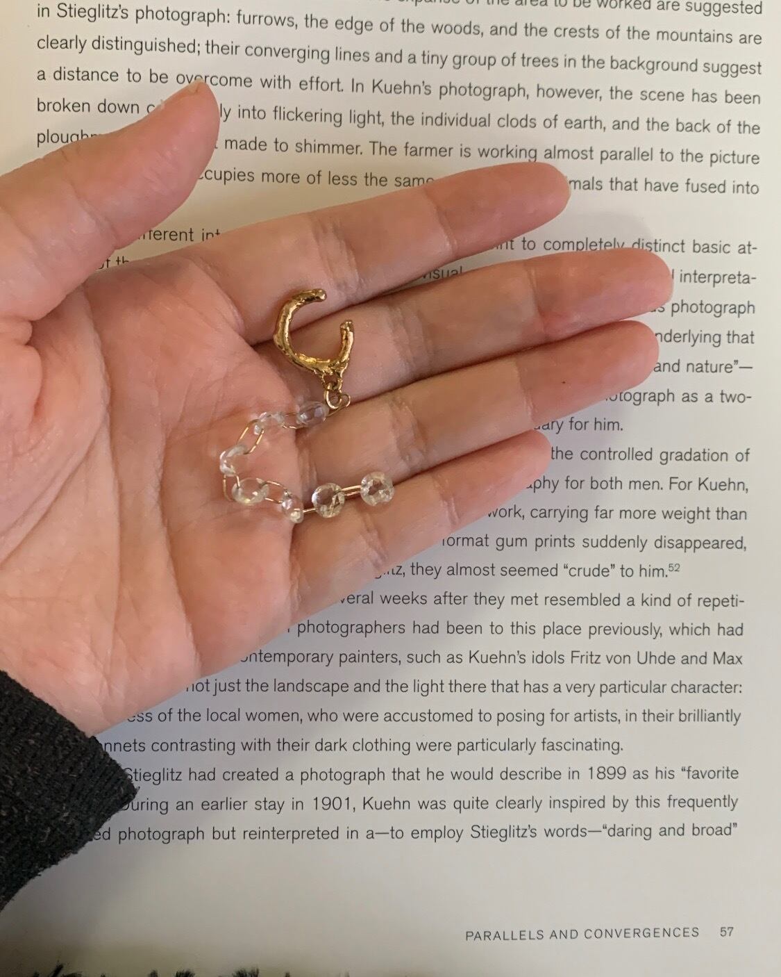 Faceted cut quartz earcuff