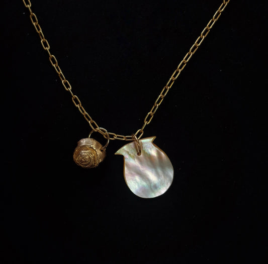 Mother of pearl chain necklace