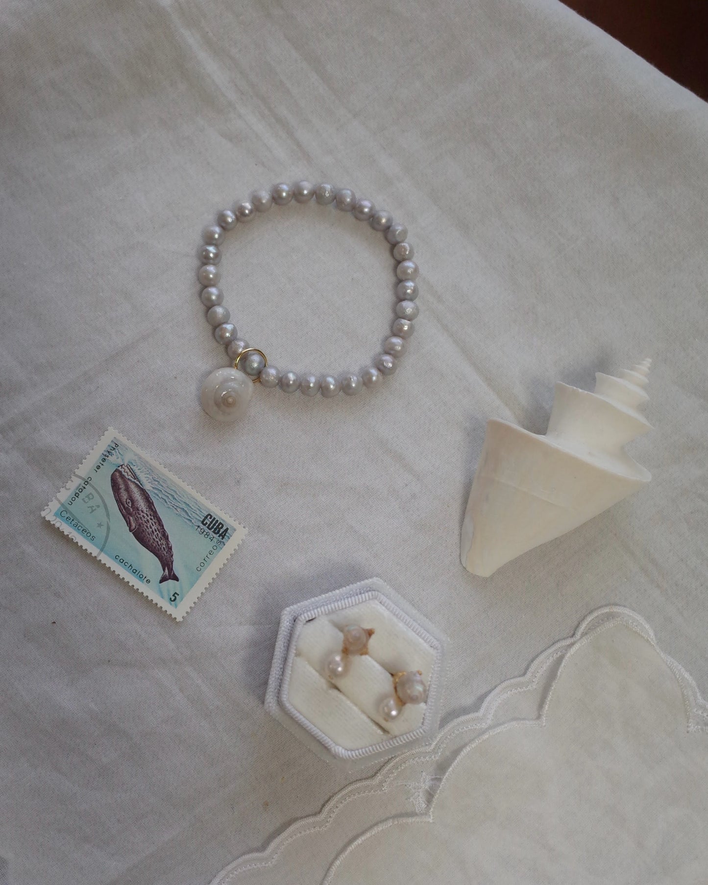 Pearl and seashell bracelet