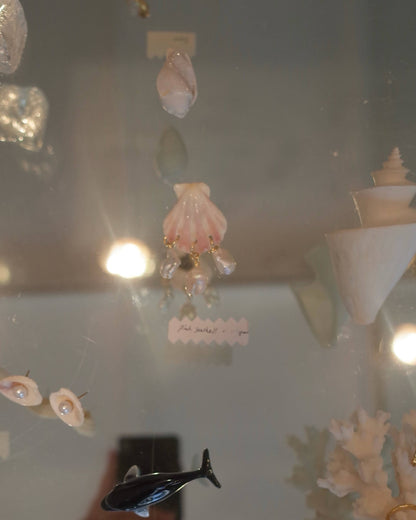 Pink seashell pierce