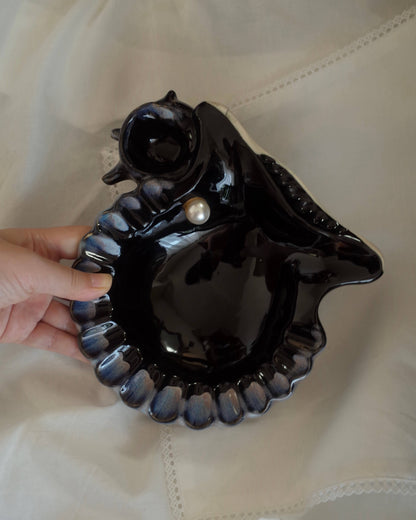 Seashell tray