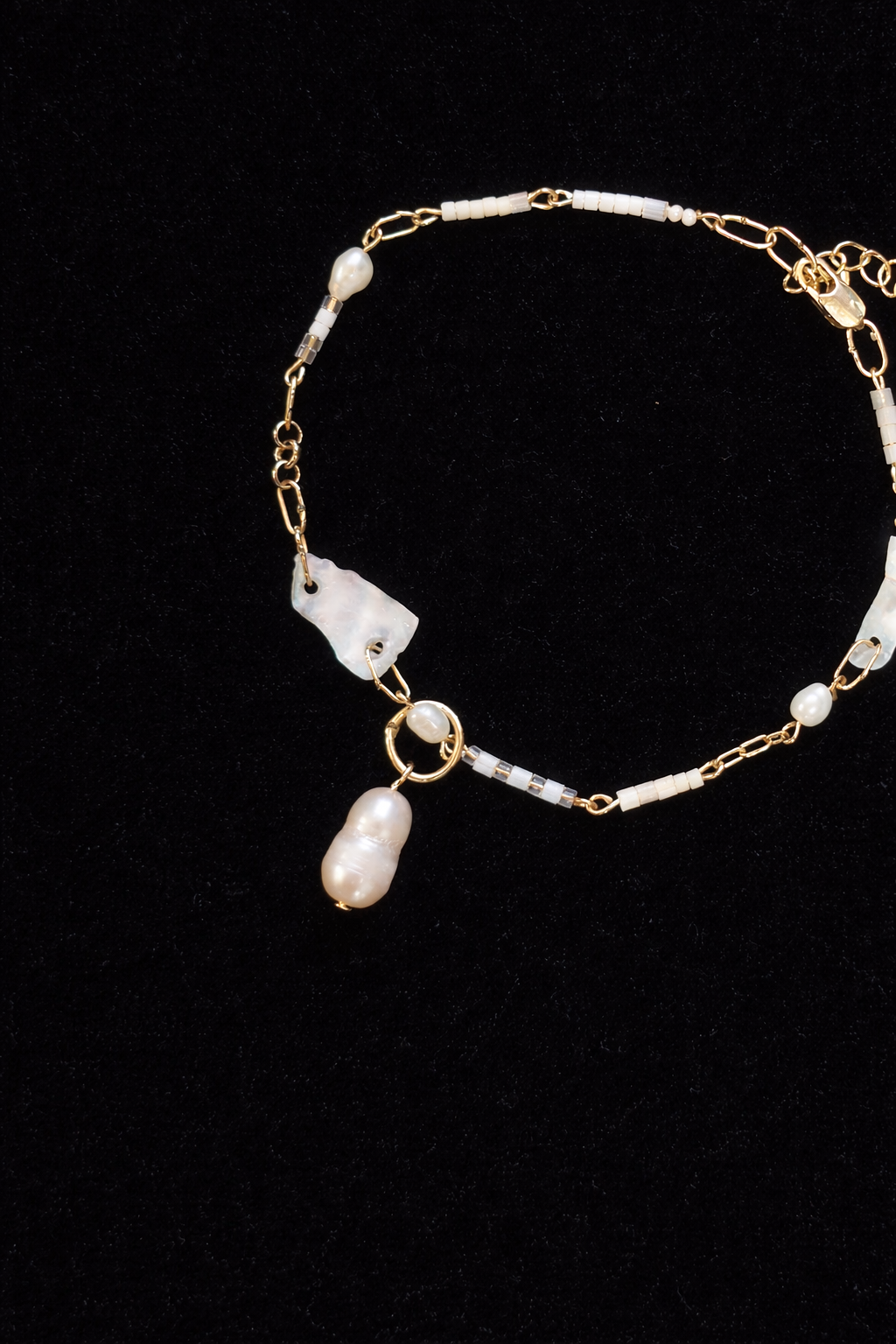 Pearl White seashell bracelet